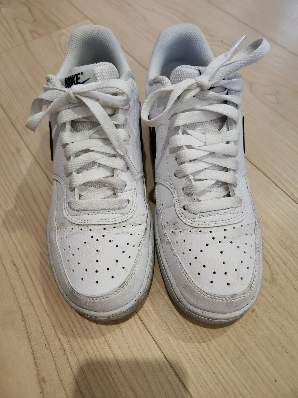 Nike classic low